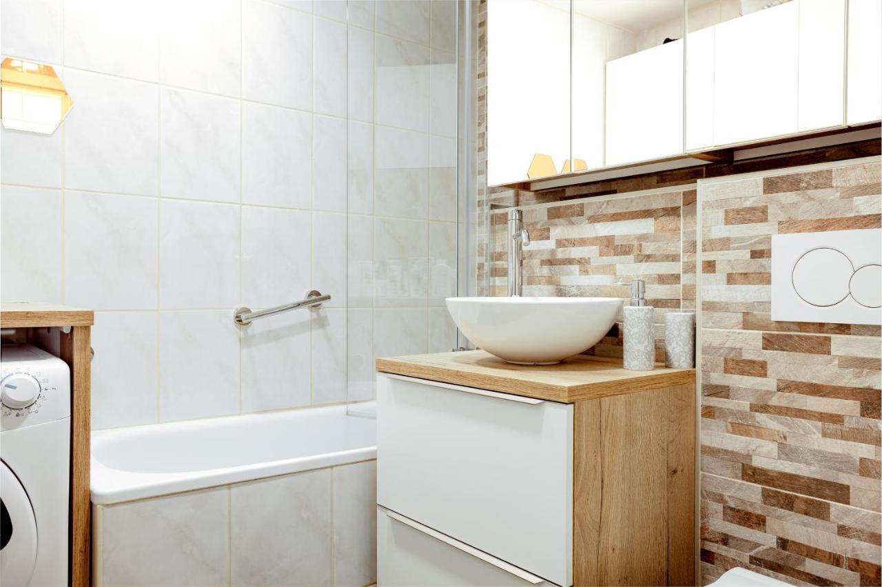 Elegant 1-Bedroom Apartment Near Hill Forest Ljubljana Extérieur photo