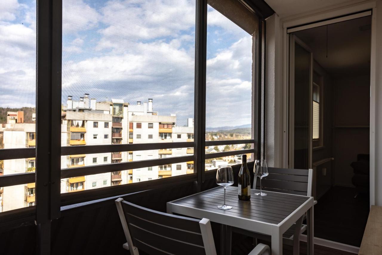 Elegant 1-Bedroom Apartment Near Hill Forest Ljubljana Extérieur photo